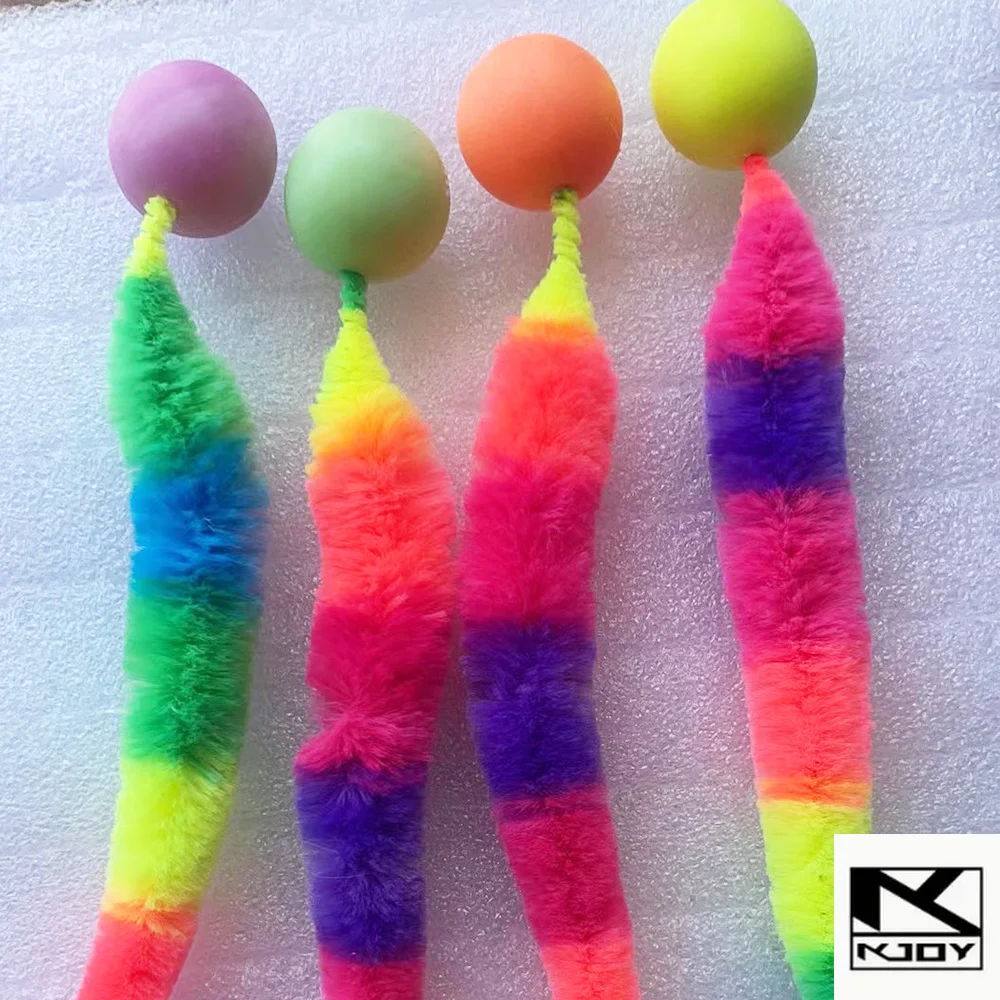 Brinquedo Interativo para Gatos kkjoy, Bola Elástica Colorida em Forma de Lagarta, Suprimentos de Quebra-Cabeça para Brincar em Ambiente Interno