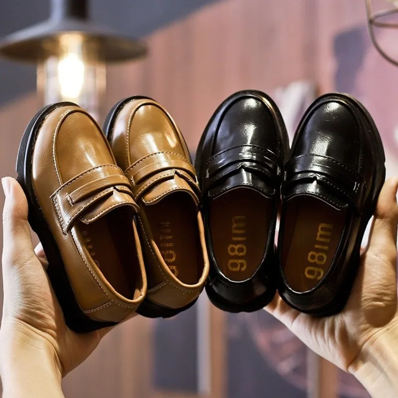 

Fashion Child Leather Shoes 2025Autumn New Collection Child Flat Leather Shoe Retro Anti Slip Men Women Versatile Le Fu Shoes