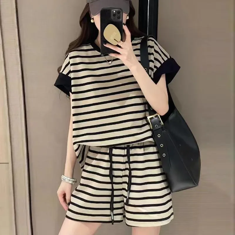 

Women Striped Clothing Sets Short Sleeve T-shirt+Drawstring Shorts Two Pieces Suits Summer Loose Tracksuit Ladies Casual Outfits