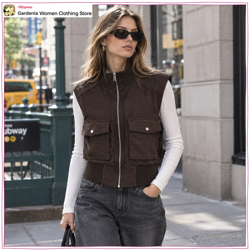 Women's Suede-effect Vest Autumn Brown High-neck Vest Ribbed Trim Casual Zippered Vest with Patch Pockets with Flaps and Buttons