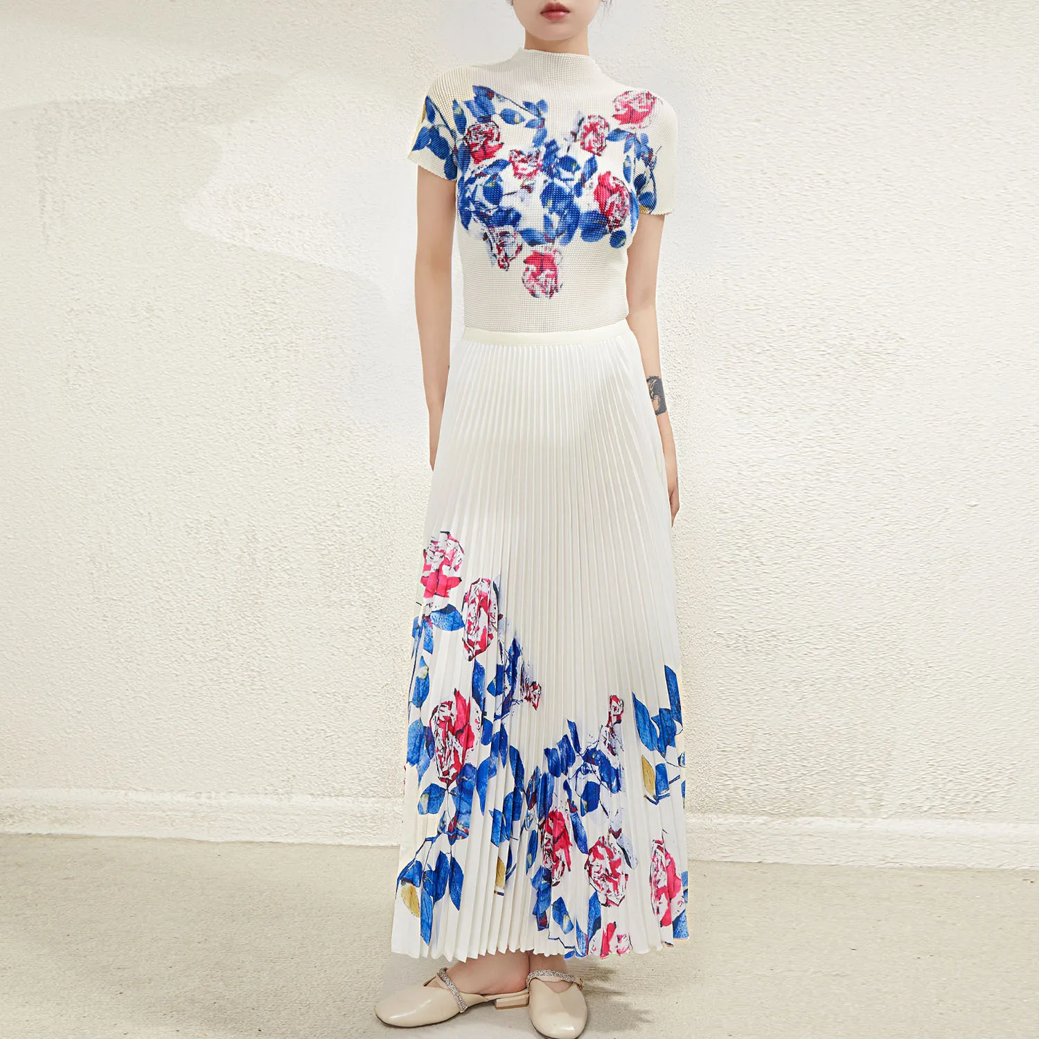 

Miyake Pleated Set Skirt 2025 Summer New Age Reducing Printed Top Skinny Pleated Skirt 2 Piece Set