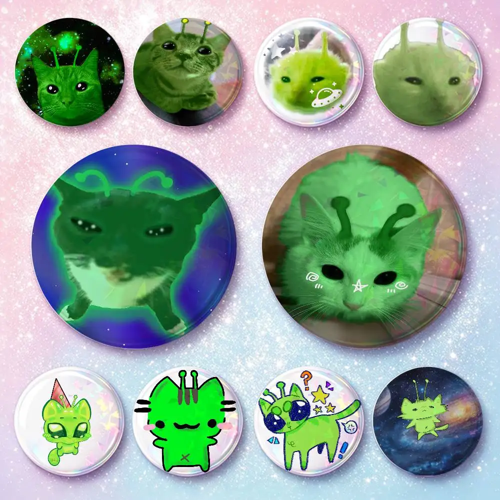 Cute Funny Green Alien Cat Badges Button Round Creative Pin Brooch Badge Bag Decor Accessories Fans Collect Friends Gifts