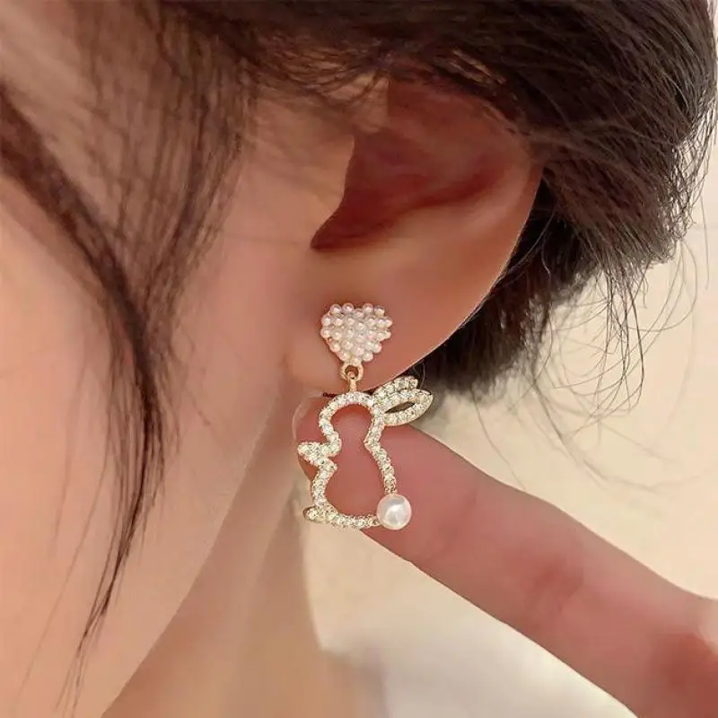 925 Silver Needle Korean Fashion Crystal Little Rabbit Drop Earrings For Women Jewelry 2024 Trending Cute Pearl Heart Earrings