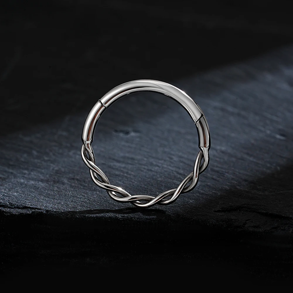 Right Grand ASTM F136 Titanium Twisted Segment Clicker Ring 16G Braided Twist Septum Daith Earring Cartilage Piercing Jewelry