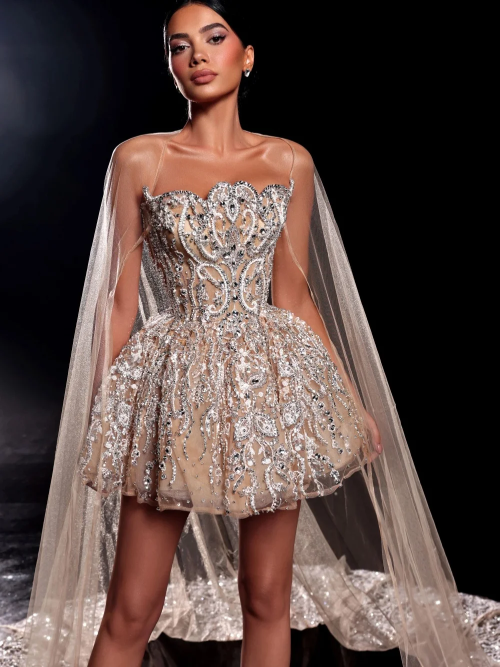 Nieuwe collectie kralen applicaties avondjurk luxe strapless mini bruiloft jurk op maat gemaakte nieuwe prachtige cocktailjurk
