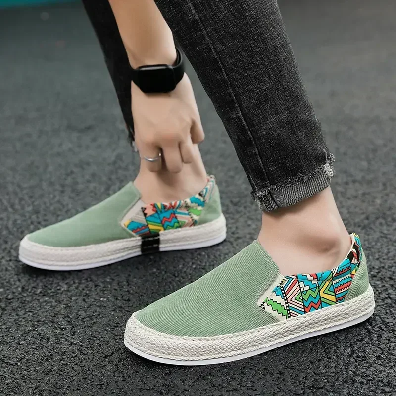 Luxury Brand Men Canvas Loafers Sneakers Men Canvas Shoes Lightweight Casual Shoes Breathable Lazy Shoes