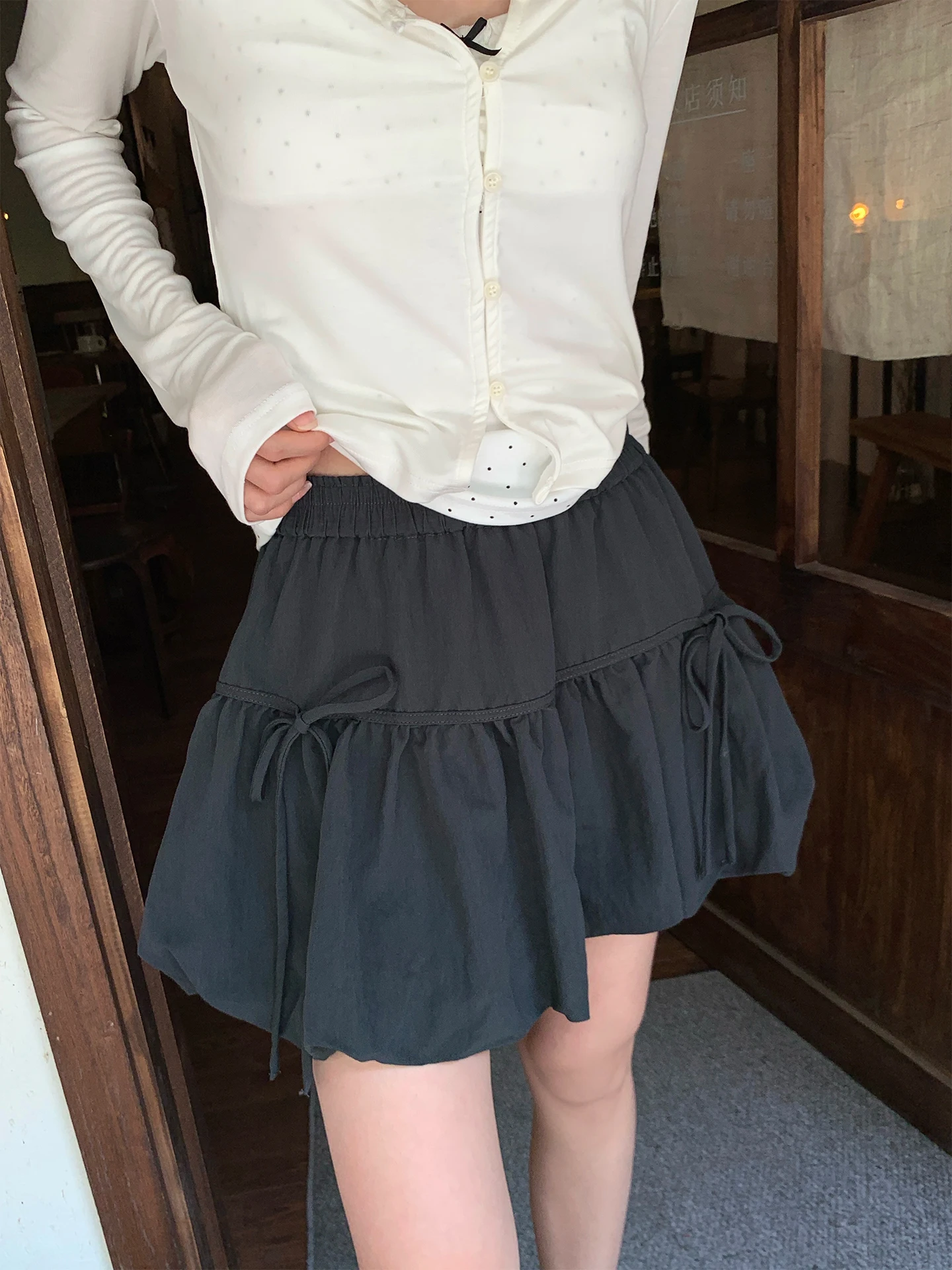 

Hollyii Korean Style High Waist Pleated Bloomer Skirt Short Sweet Cool Versatile Spring New Arrival Women's Fashion Skirts