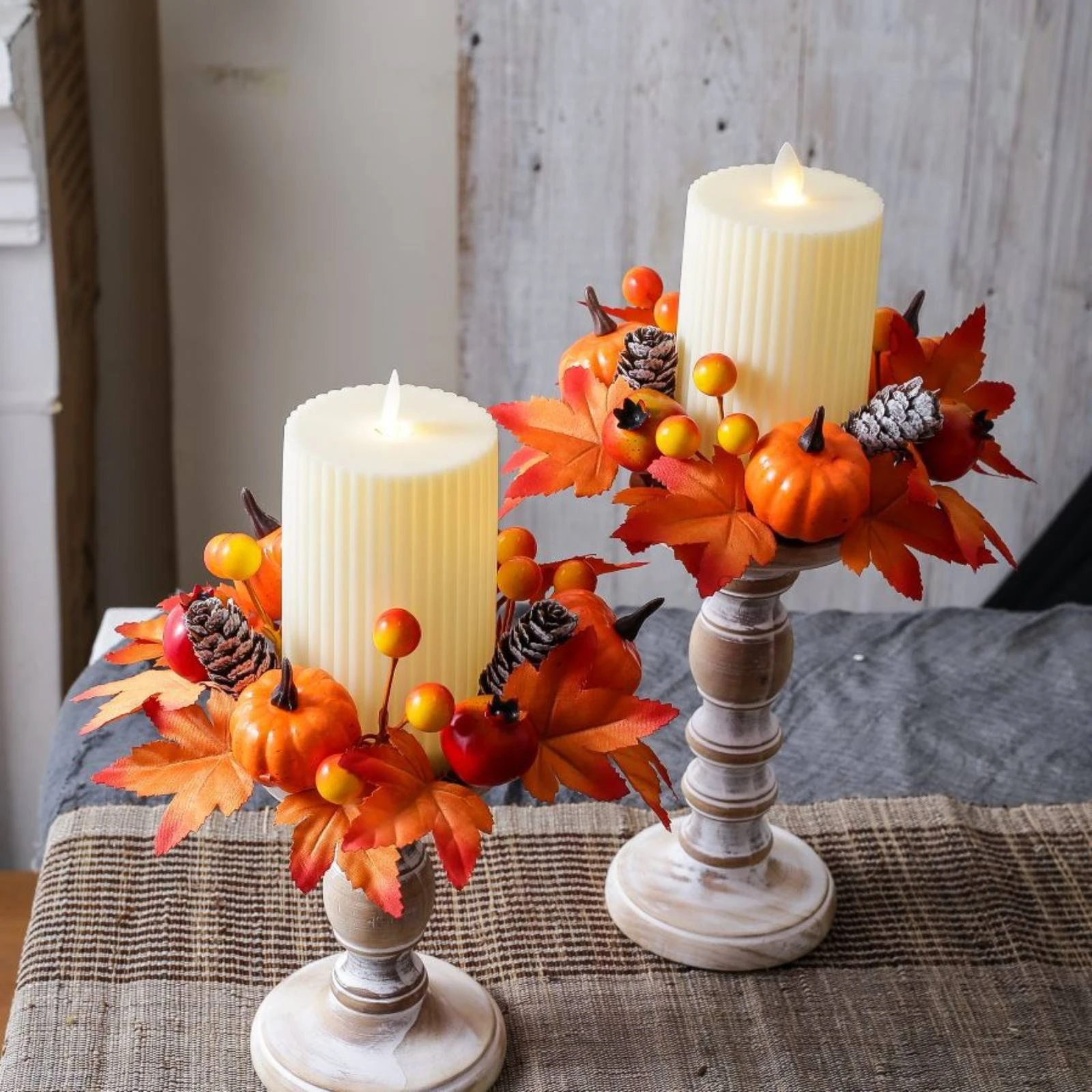 Candle Circle with Maple Leaves Indoor Mini Autumn Wreath Wreath with Leaves Layered Decor Versatile for Thanksgiving Tables