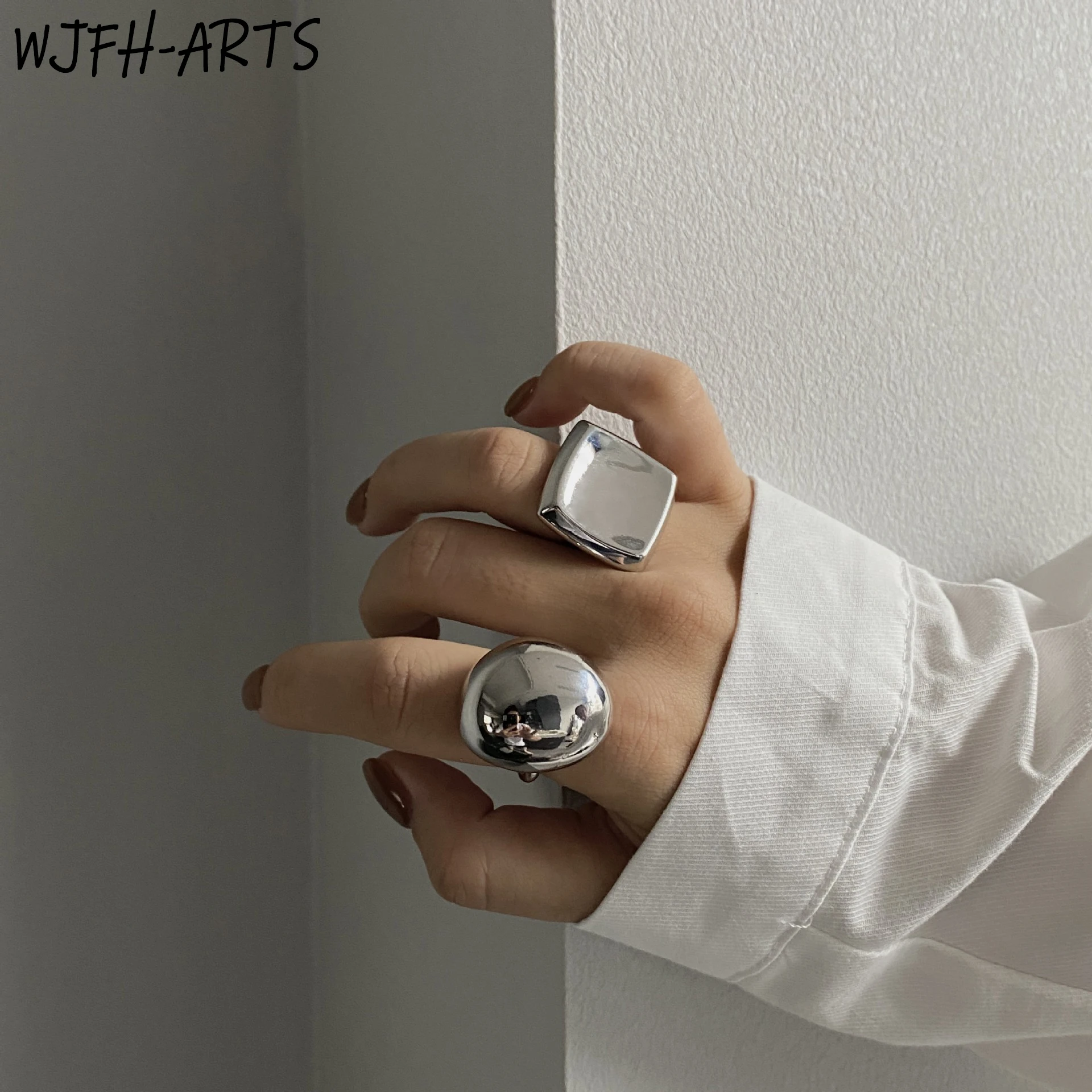 WJFH-ARTS Minimalist Style Smooth Metal Egg-Shaped Square Open Ring For Women Light Luxury Silver-Plated Rings Jewelry Wholesale