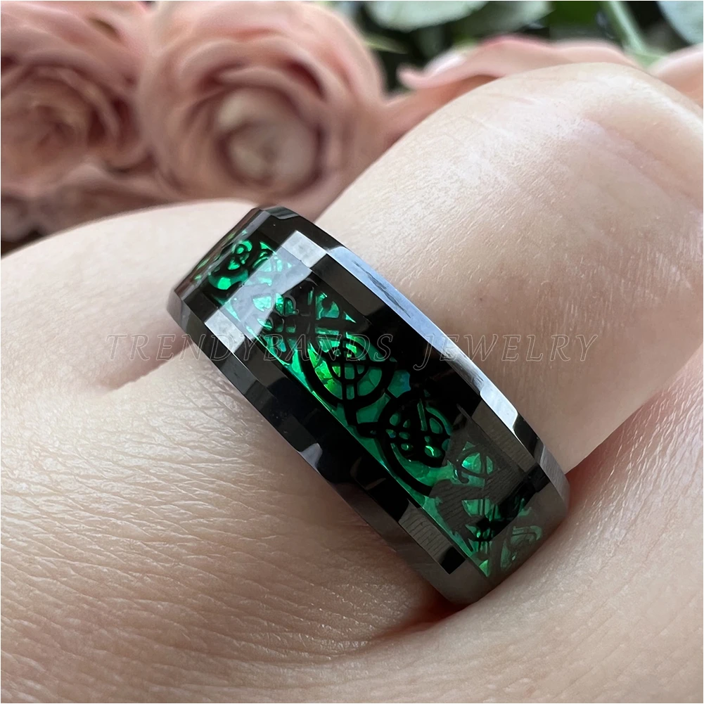 6 mm 8 mm Eheringe für Herren und Damen, schwarzer Wolframring mit grünem Opal und schwarzem Drachen-Inlay, bequeme Passform – Detail 5