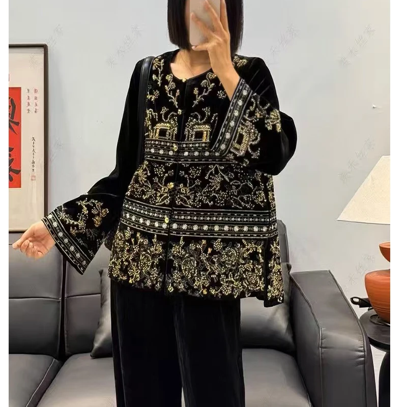

Spring and Autumn New O-neck Single breasted Silk + Velvet Fabric Beading Embroidery Retro Trumpet Sleeve Women's Jacket S-XXL