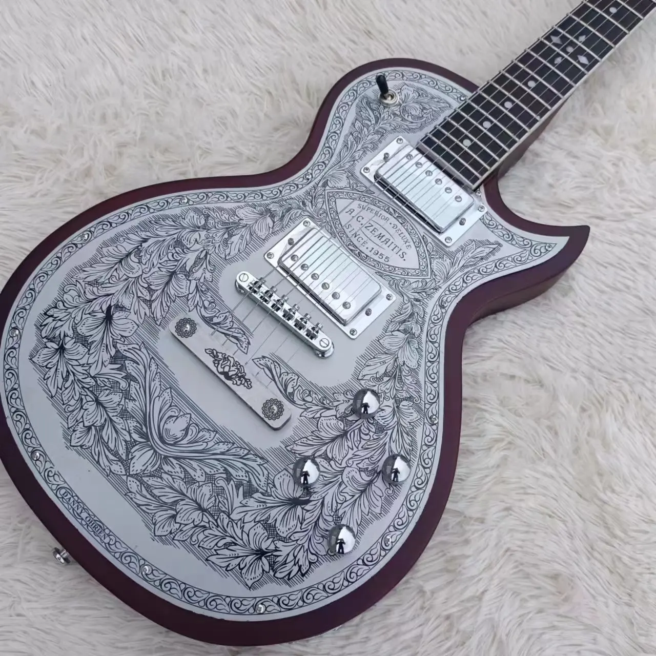 Right hand guitar matte aluminum plate exquisite  guitar, domestic guitar Musical Instruments