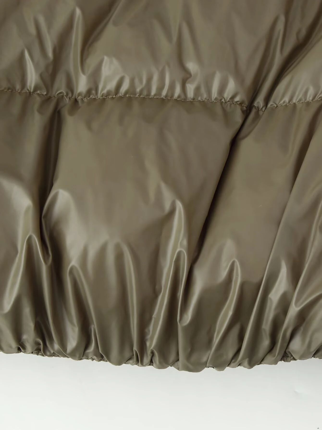 Giacca corta in cotone con colletto rialzato semplice e versatile a maniche lunghe alla moda invernale in stile europeo e americano