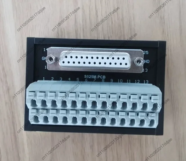 S025m.pcb 25-pin d-sub terminal block with double row terminals suitable for industrial control equipment