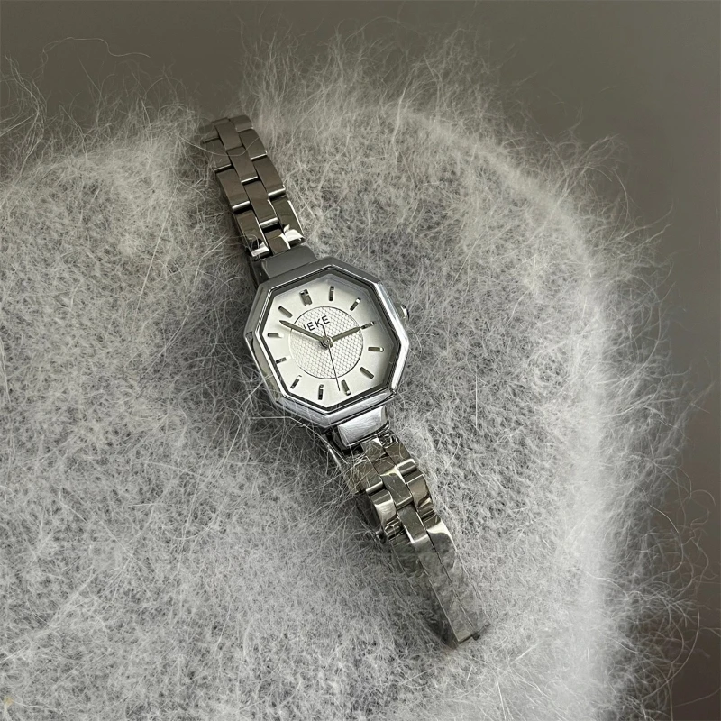 Classic Trend Ladies Watch Elegant Simple Premium 2025 Waterproof Quartz Watch Birthday Gift