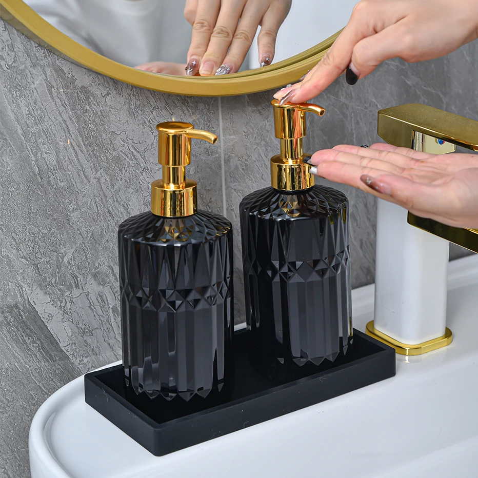 500ML Soap Refillable Bottle Bathroom Kitchen Countertop Soap Liquid Dispenser with Wooden Tag Shampoo Hands Bottle