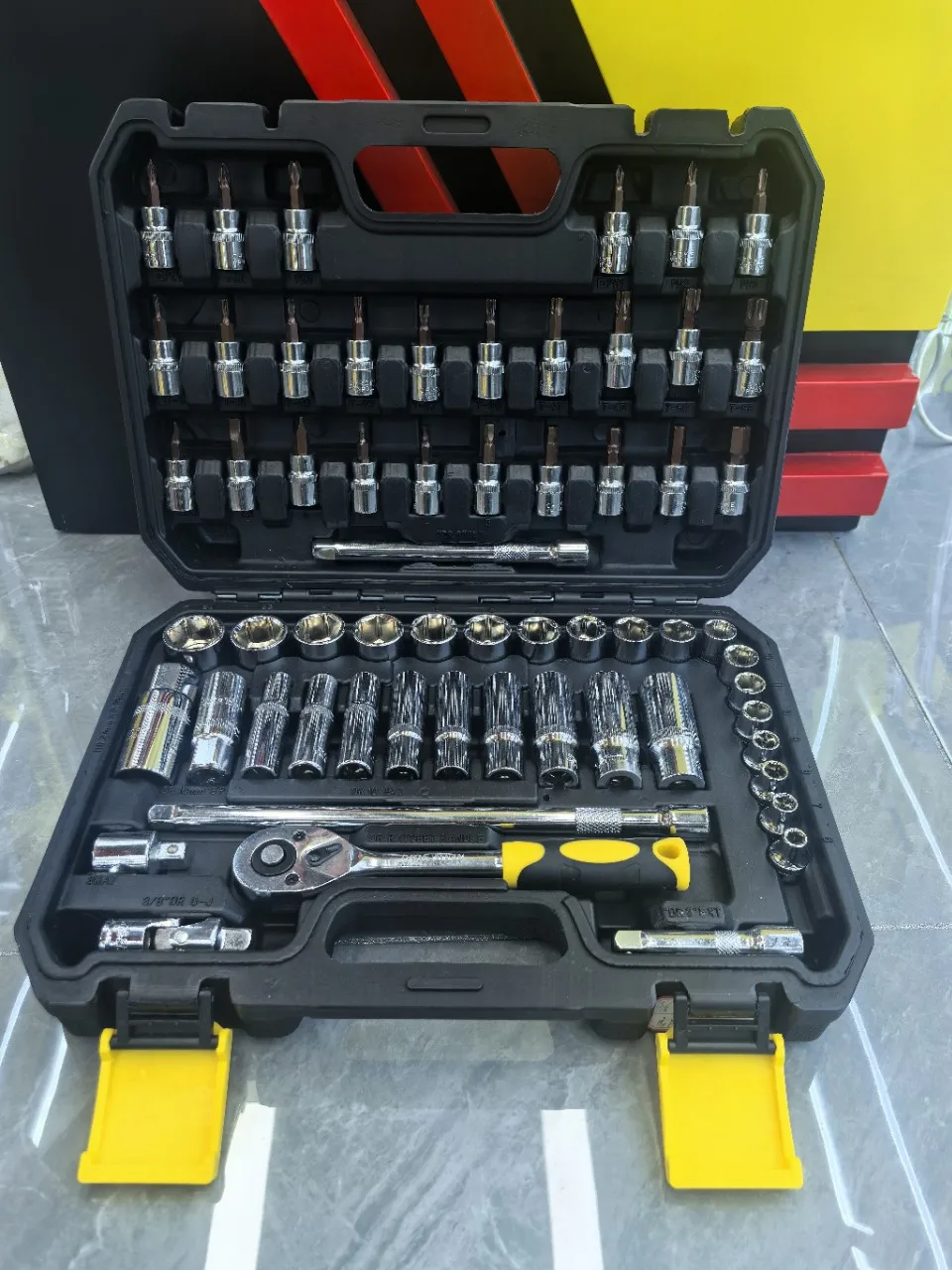 

Подходит для авторемонта Zhongfei, набор из 61 предметов.