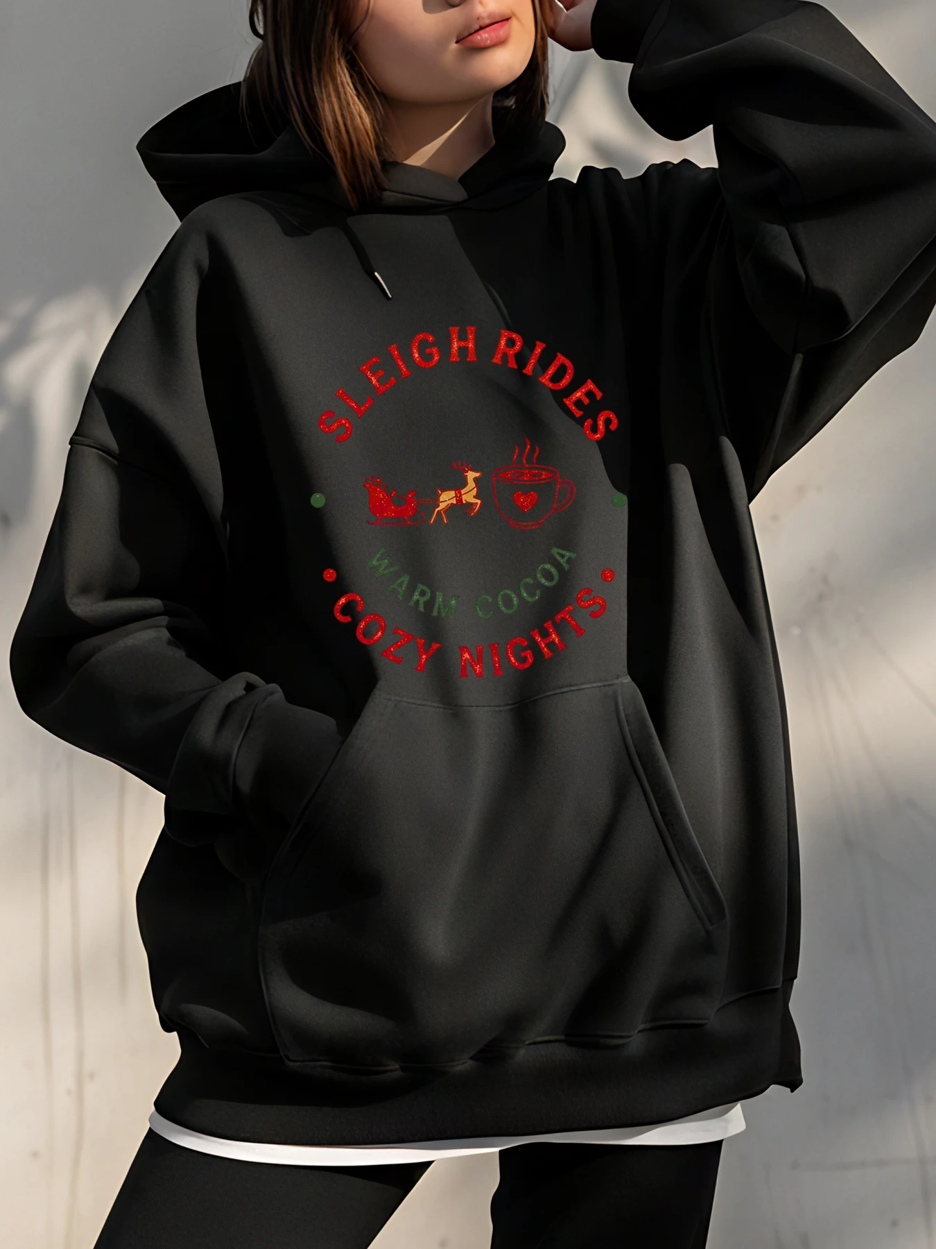 

Рождественские сани, теплая какао-уютная ночная толстовка с праздничным принтом и праздничными деталями для женщин, зимний наряд