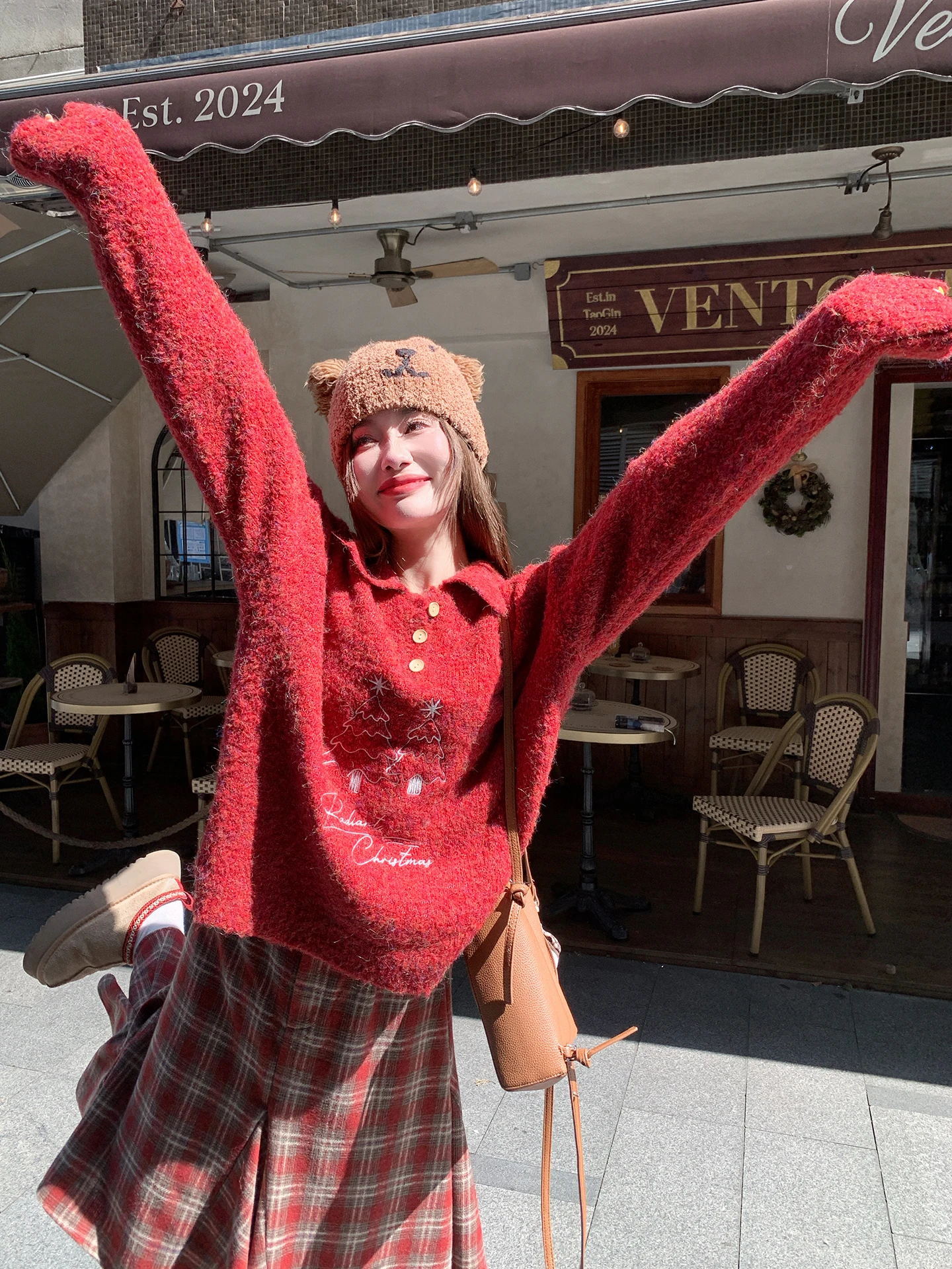 

Красный свободный женский трикотажный свитер с откидным воротником, удобный зимний модный повседневный топ с круглым вырезом Ne Long Sve от Zeng Xia...