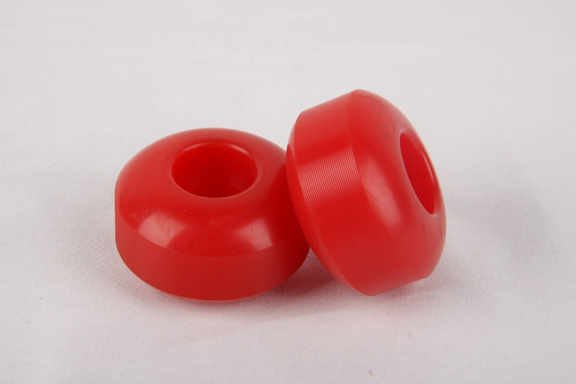 

Skateboard Wheels 95A Hardness Wear-Resistant PU Skate Wheels Anti-Slip Smooth Bearings Wheels for Street Skate Park Ramp Tricks