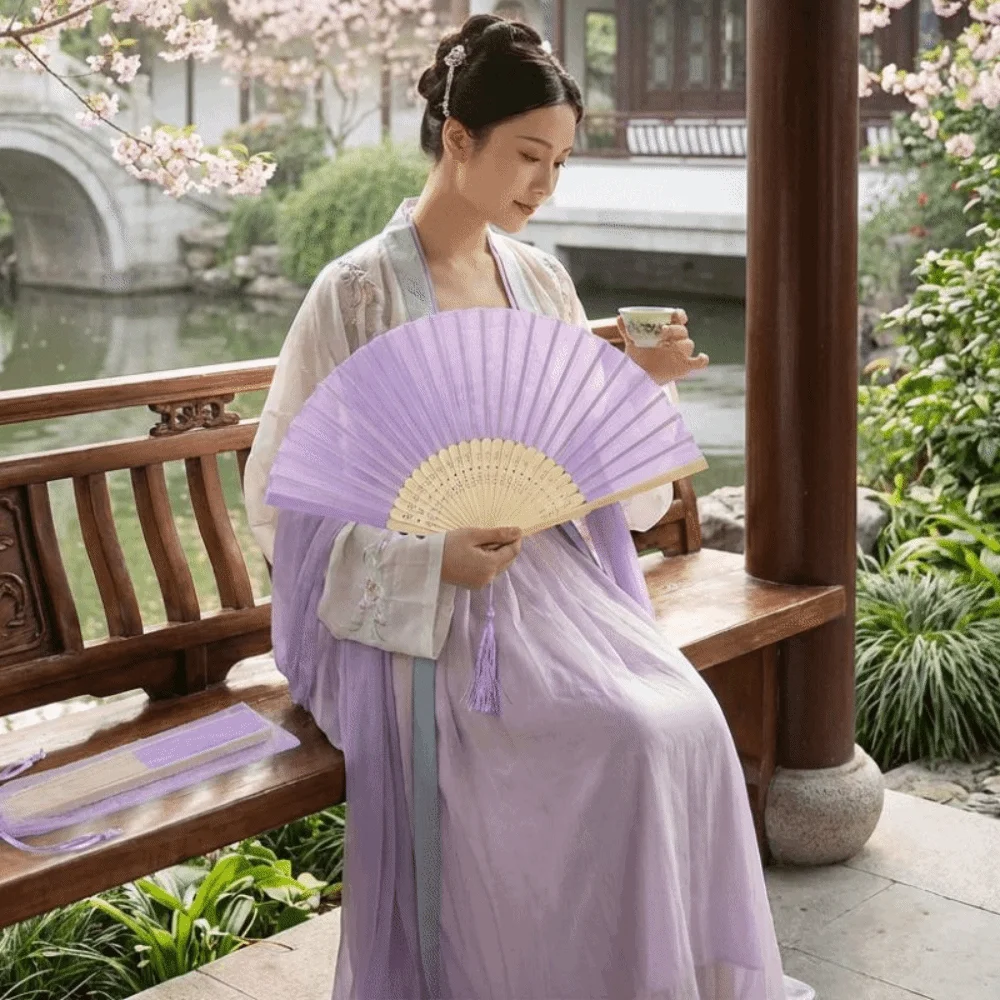 Chinese Style Folding Fan Cooling Tool Wear Resist Bamboo Hand Fan with Tassel with Organza Bag Silk Hand Fan Bridal Shower