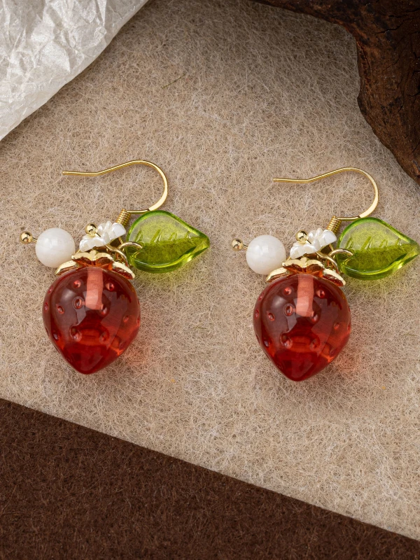 Cute Stberry Fruit Ear Cuffs f - Ear Cuff No Piercing recension och pris