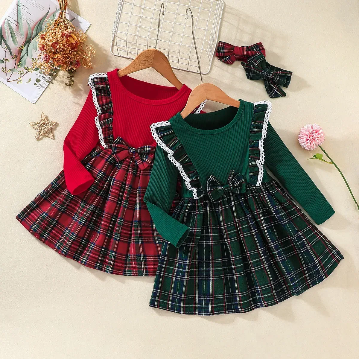 In spring and fall new plaid long-sleeved dress Korean version of the children's Christmas bow A-line skirt