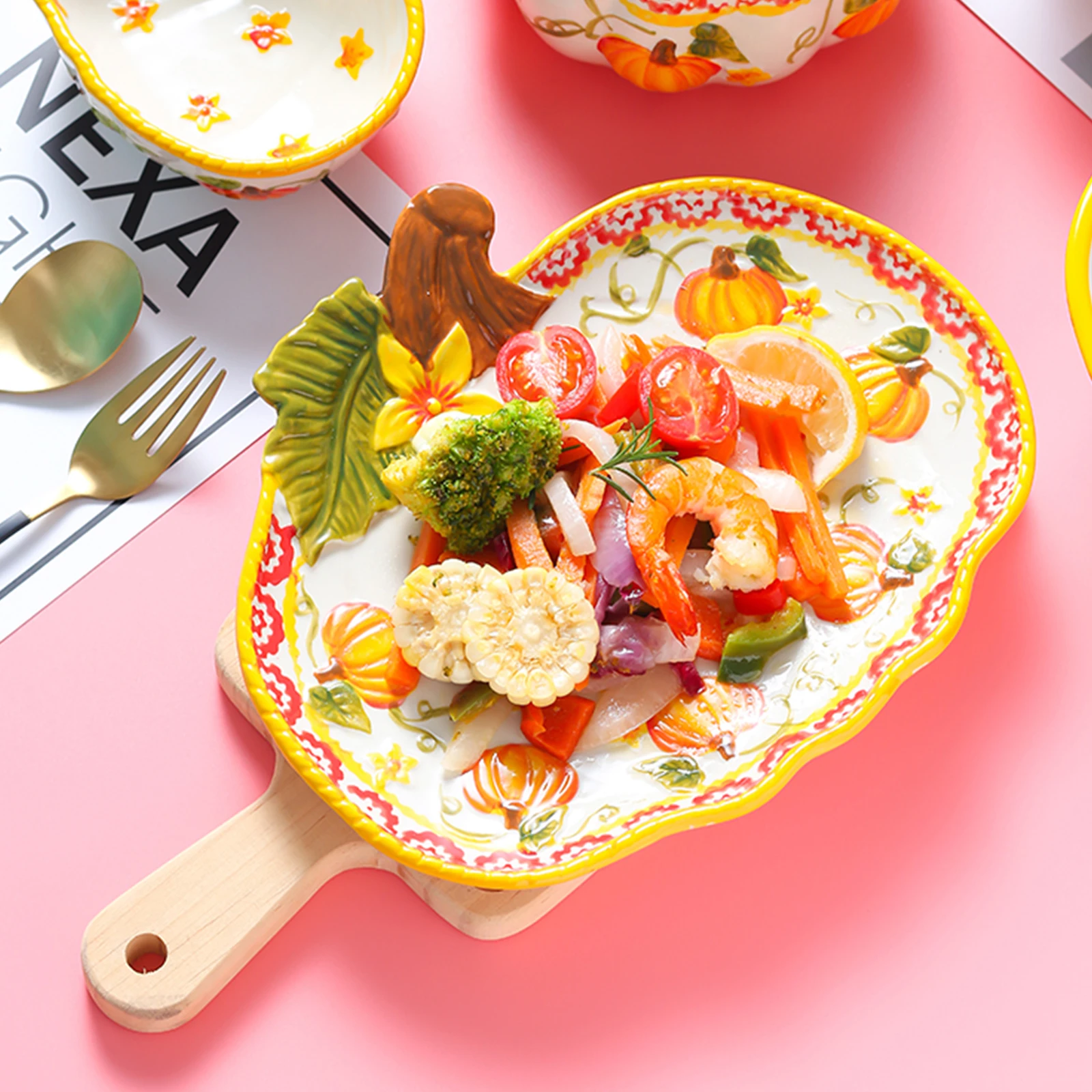 

Ceramic Pumpkin Shape Plate Storage Tray High Temperature Refined Halloween Candy Bowl Food Serving Plate Household Kitchenware