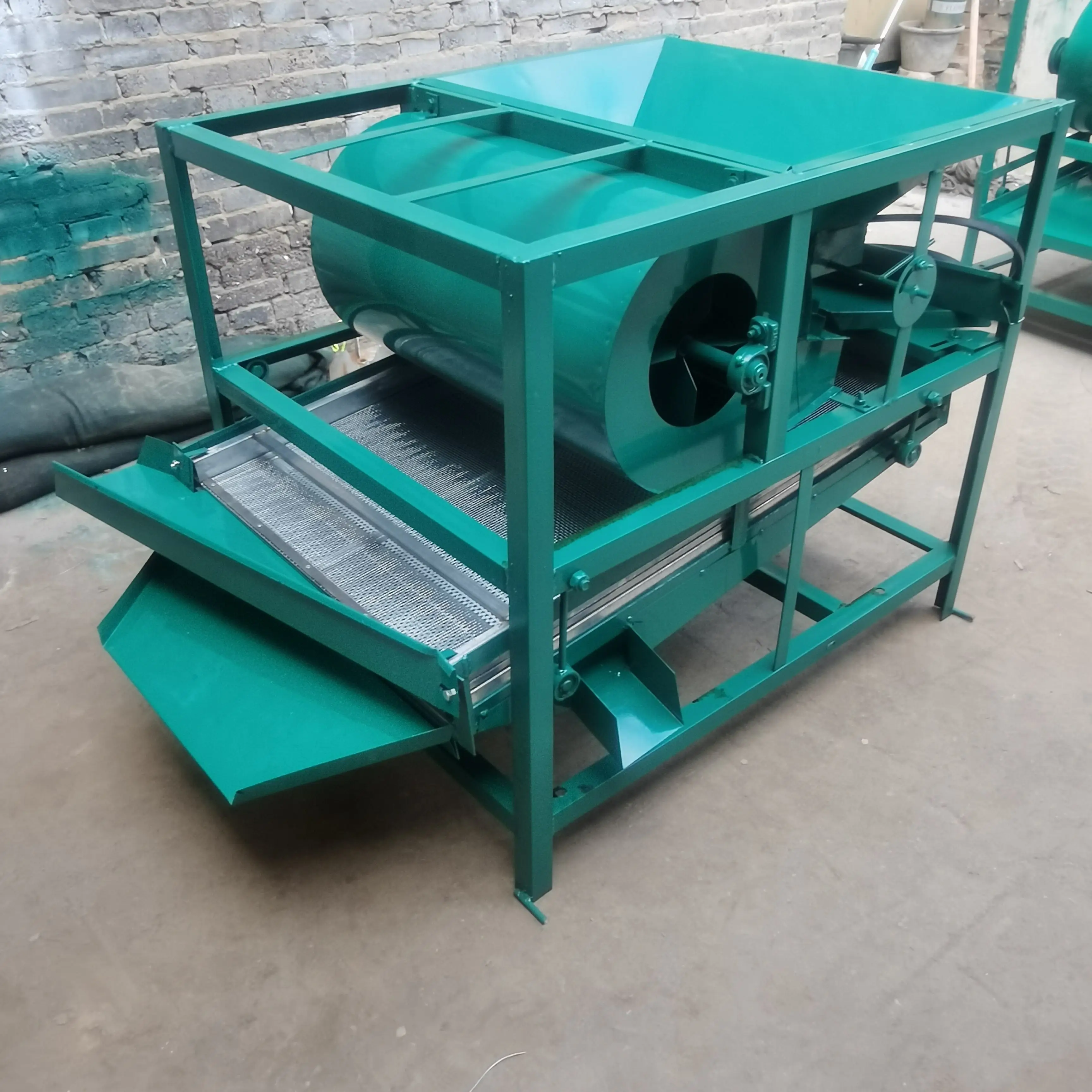 #High Capacity Winnowing Machine Cleaning Seeds Maize Grain Cleaner Machine Paddy Wheat Corn Seeds Cleaning Sorting Machine