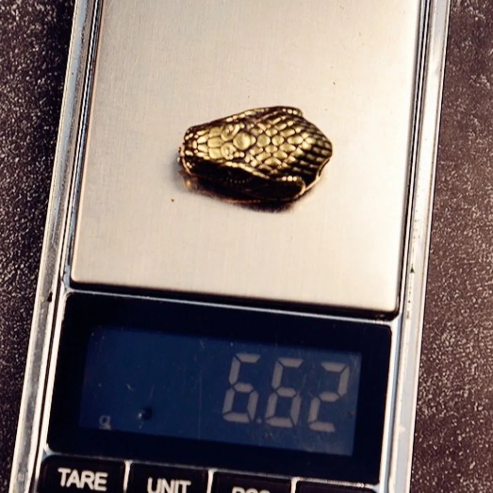 Portable Vintage Snake Head Pendant Antique Style Realistic Copper Key Ring Handmade Brass Keychain Pendant Keychain Accessories