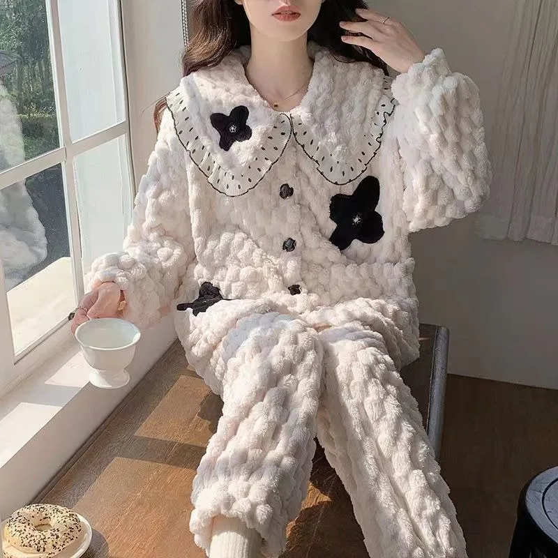 2024 New Coral Velvet Pajama Women Long-sleeved Sleepwear Autumn Winter Thick Warm Homewear Flannel Doll Collar Loungewear Suit