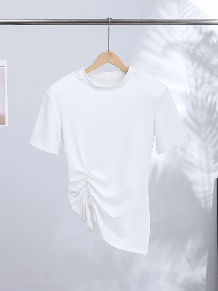 Damen Freizeitkleidung für Pendlerinnen Trendiges Minimalistisches Weißes T-Shirt mit Schulterpolstern Bequemes Oversize-Rundhals-Kurzarm-Oberteil – Detail 4