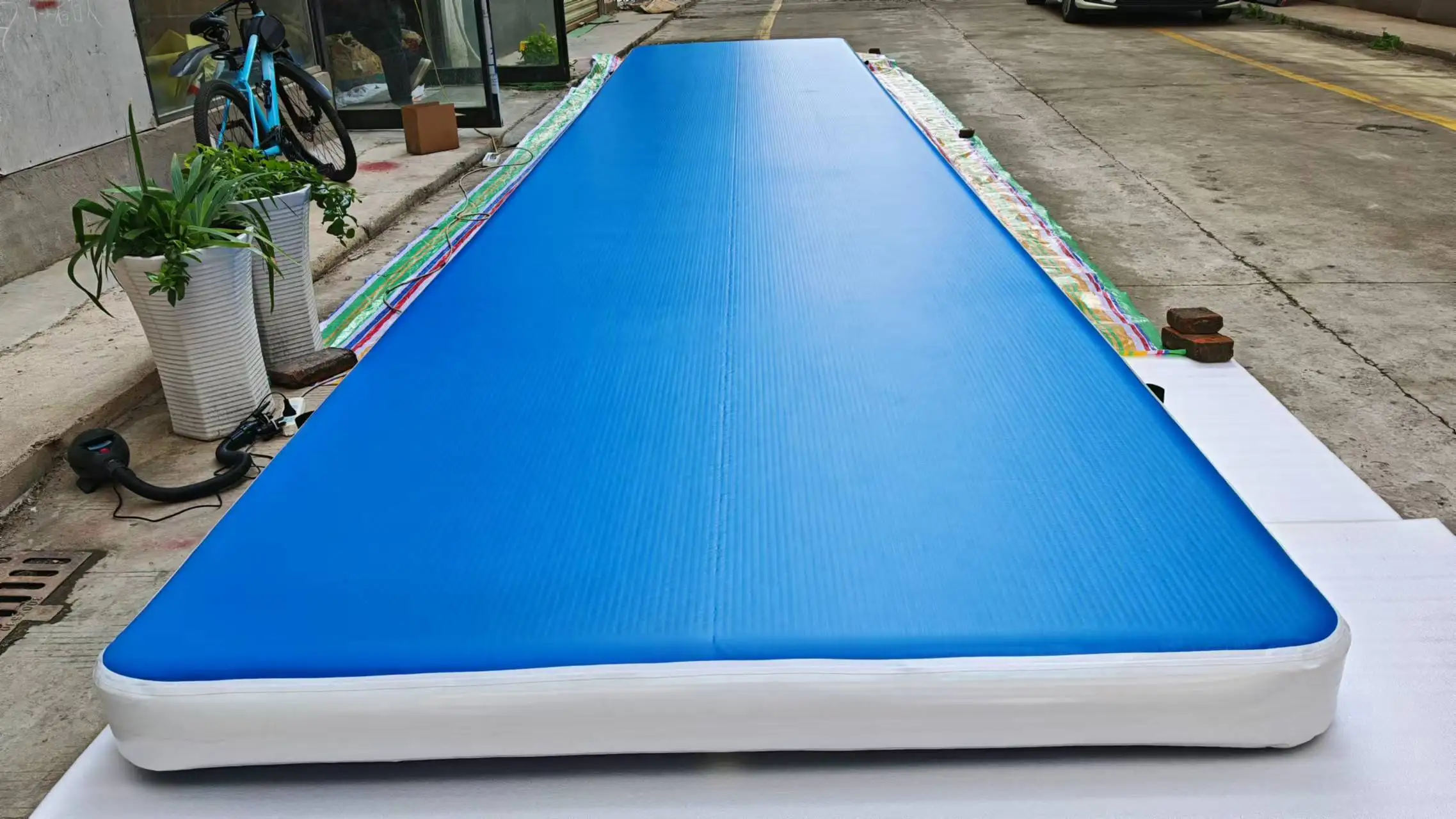 PVC aufblasbares Luftkissen Yoga Gymnastik Training Pad Taekwondo Backflip dick gezogen Kampfsport Schutzmatte Indoor