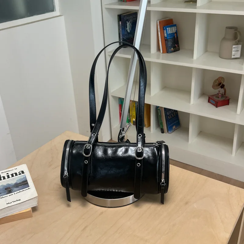 Women New Korean Style Niche Design Trendy Edgy Moto Vintage Large Capacity Shoulder Crossbody Pillow Bag Commuter Daily