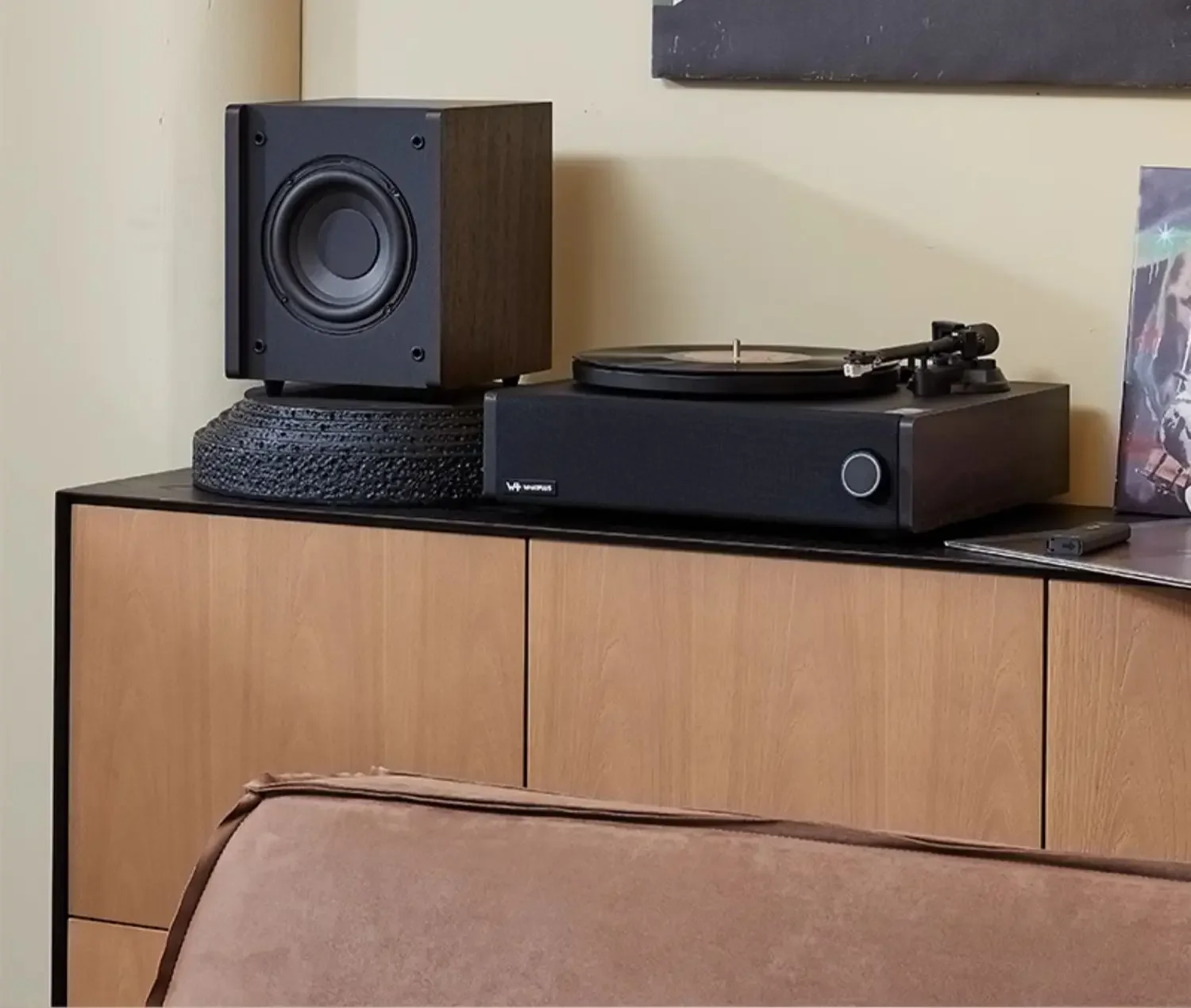 V1 acoustic phonograph system, whispering wall, vinyl player, bluetooth audio subwoofer