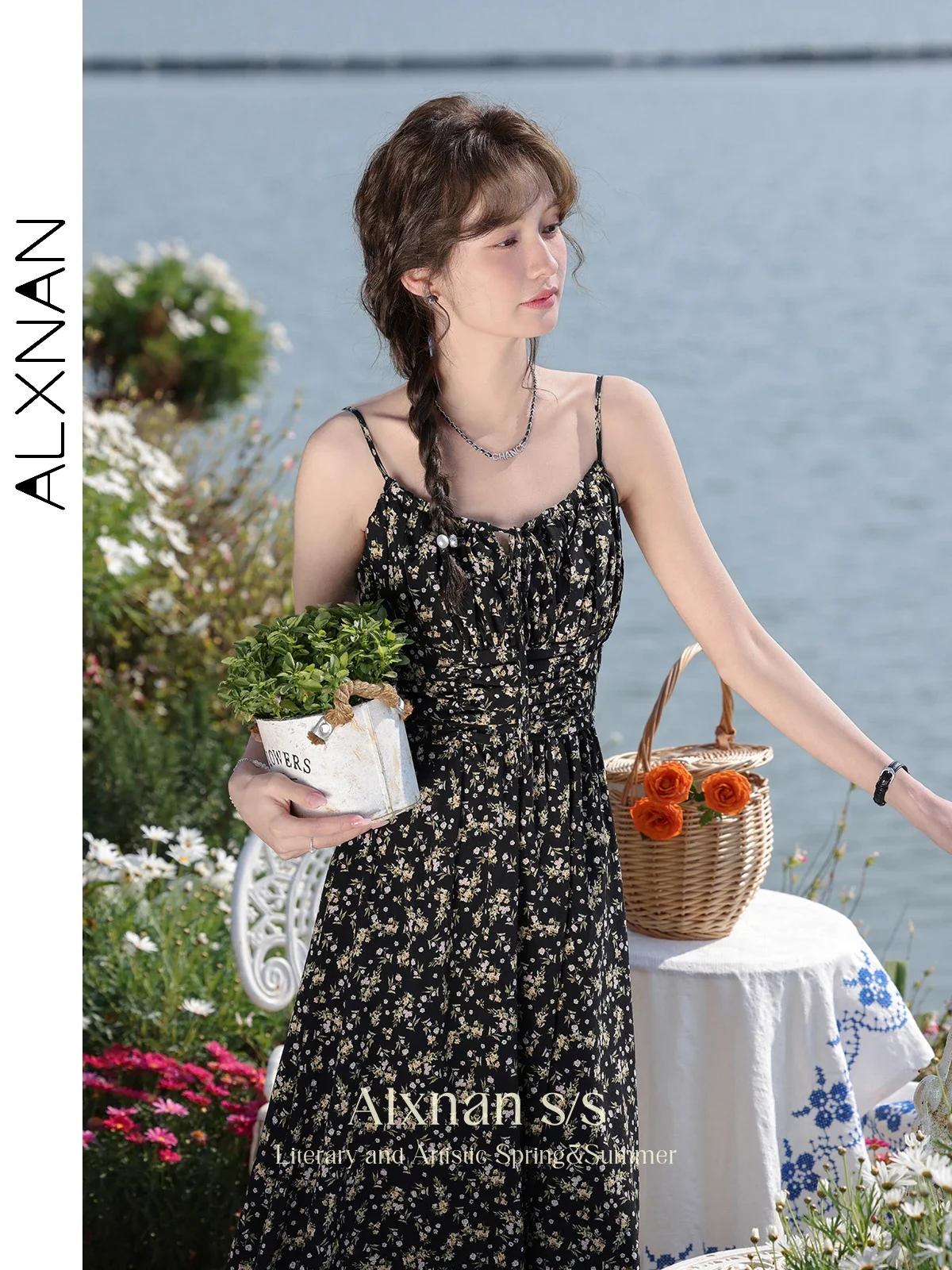 ALXNAN Women Black Ditsy Floral Print Cami Dress 2024 Spring Summer Tie Front Fitted A Line Slip Dress Female Clothes L33635