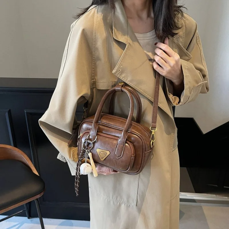 

High Fashion Leather Crossbody Bag For Women Shoulder Messenger Tote By Famous Designer Luxury Brand Elegant