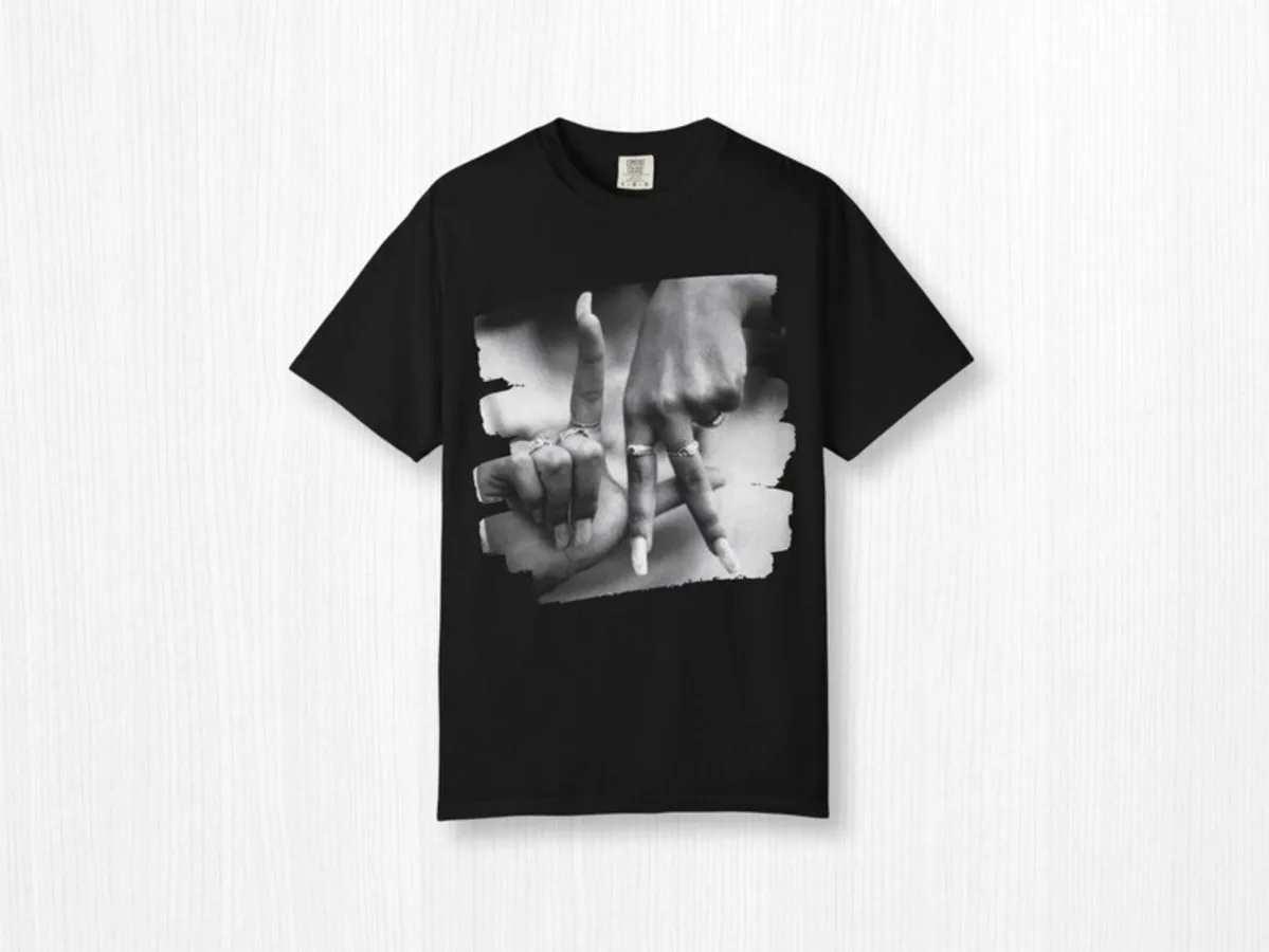 Camiseta gráfica de Los Ángeles con signo de mano de LA, estilo urbano, cultura del skate, moda casual, unisex, top de verano