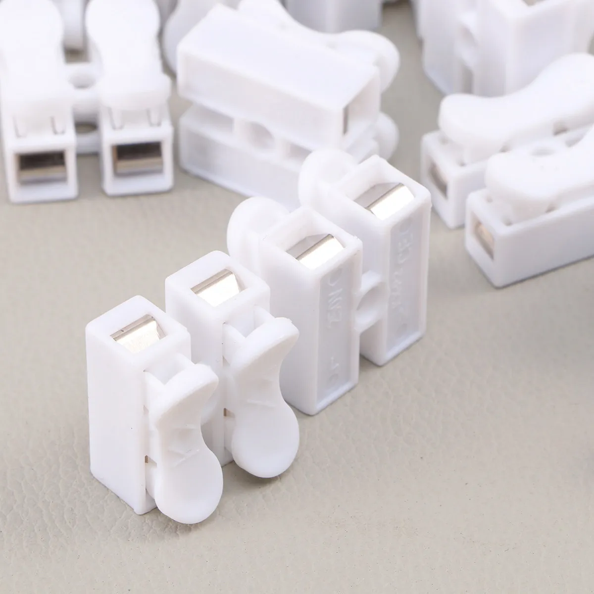 50Pcs Terminal Block Push Wire Connector Two-Position Butt Jointer for Electronics Automatic Control Calculator