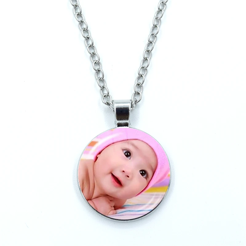 Round Photo Pendant Customized Necklace For Your Baby Photos Of Mom, Dad And Grandparents Jewelry Gifts For Family Member