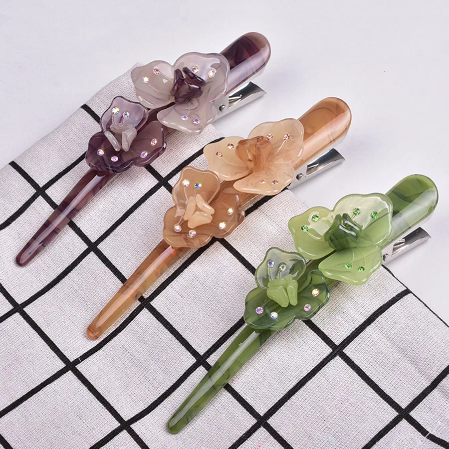 New Fashionable personalized flower crystal acrylic hair clip for women metal horn clip duckbill clip hair accessories headdress