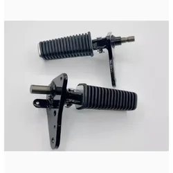 Motorcycle Front Left and Right Footrest Pedal Rubber Front Pedal For Suzuki GZ125HS GZ150-A/E