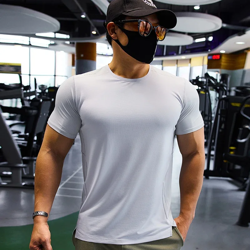 Men Sports T-shirt Dry Fit Short Sleeve Tops Running Compression Sweatshirt Yoga Top Jogging Workout Clothes Rashguard