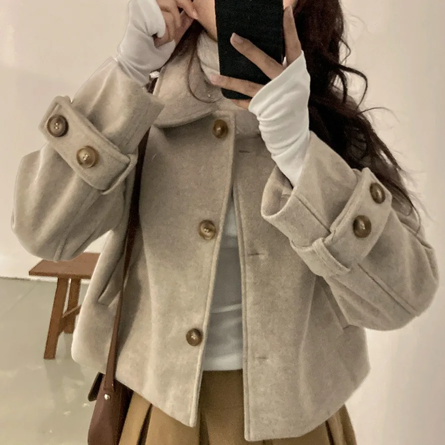 

Женское шерстяное пальто в Корейском стиле, осень-зима, милый молодежный кукольный воротник, футболка на пуговицах, маленький размер, шелковый хлопок, топ для поездок на работу