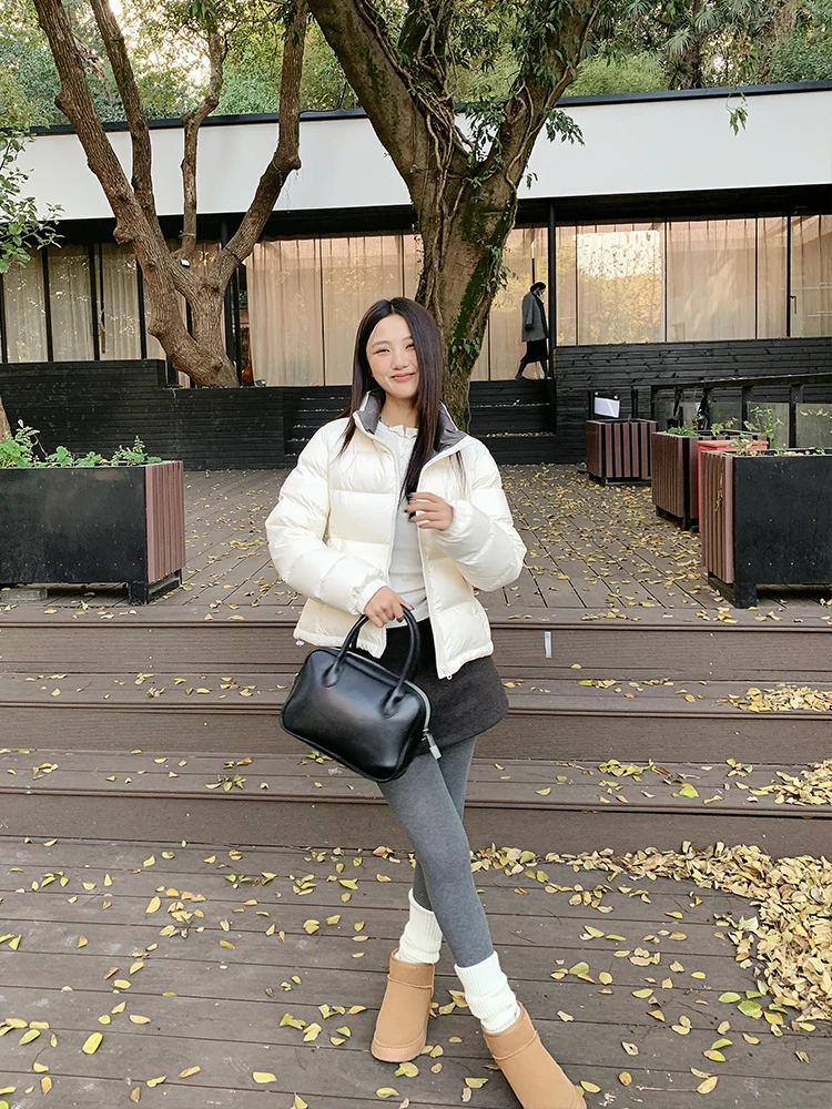 

Aassss Traceable 90. Удобная бархатная женская легкая верхняя одежда с талией и поясом.