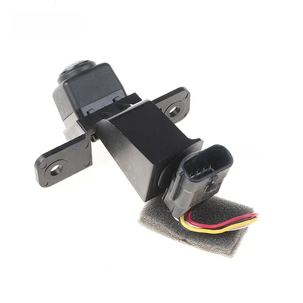 Rear View Camera for Vehicles Operating at 12V with 480x600 Resolution Output and Mechanical Angle Adjustment Functionality