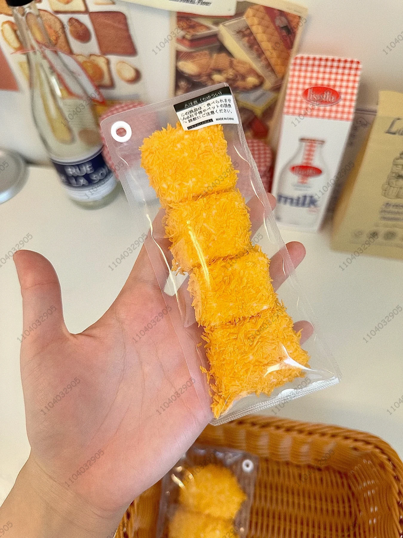 Raccolta di cibo fritto Taba Squishy Croccante Briciole Tostato Cubo di latte Zampa di gatto Giocattolo da spremere Squishy Mano Rilassarsi Rilascio dello stress