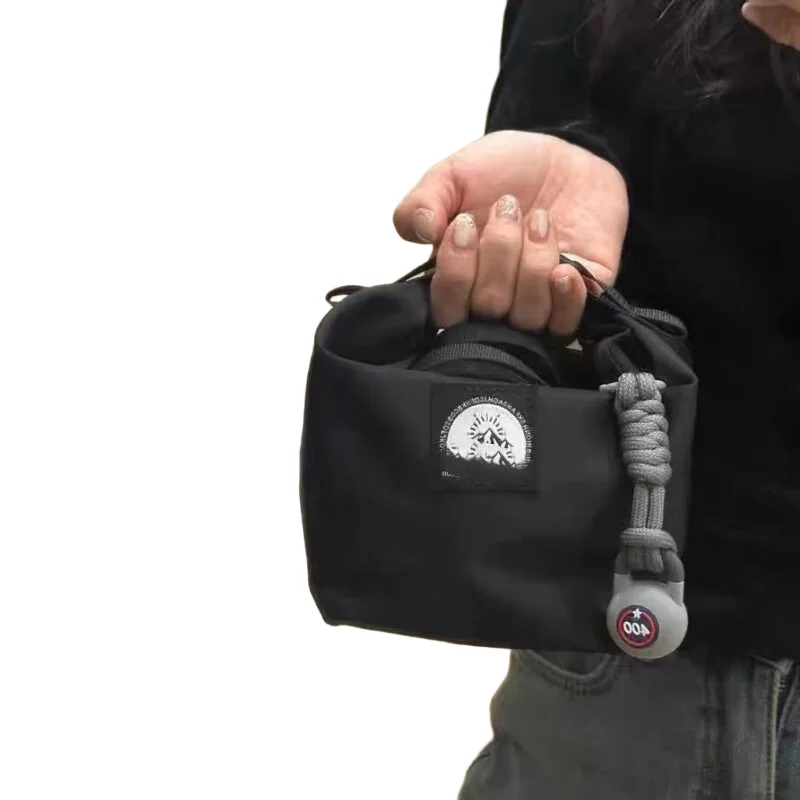 Neuer Fitness-Serie-Schlüsselanhänger, handgewebt, Kettlebell, Hantel, Schlüsselanhänger, Geschenk für Fitness-Enthusiasten, modischer Charm-Taschenanhänger – Detail 4