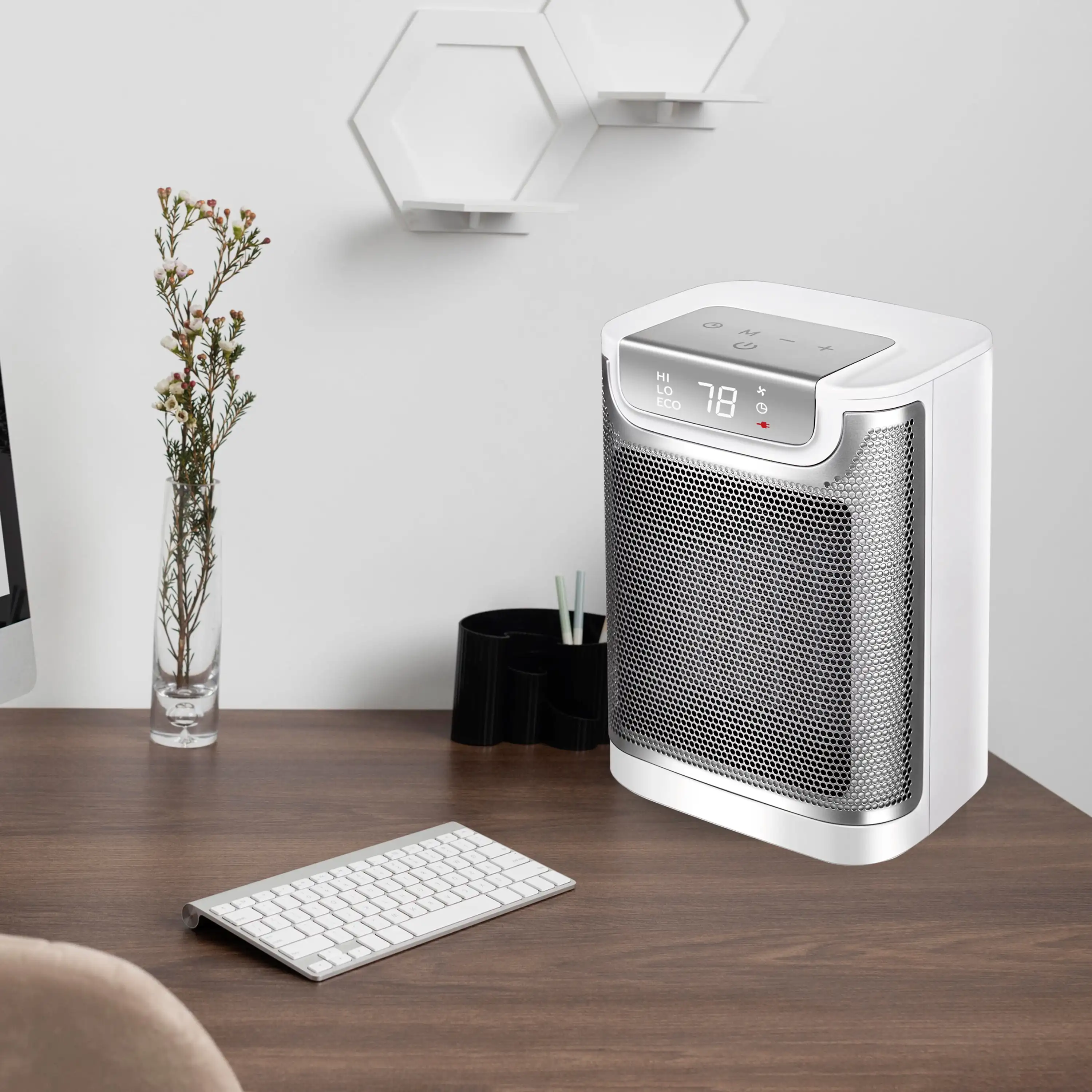 

1500W Ceramic Fan-Force Electric Space Heater with Alci Plug, Indoor Use Only, White, New