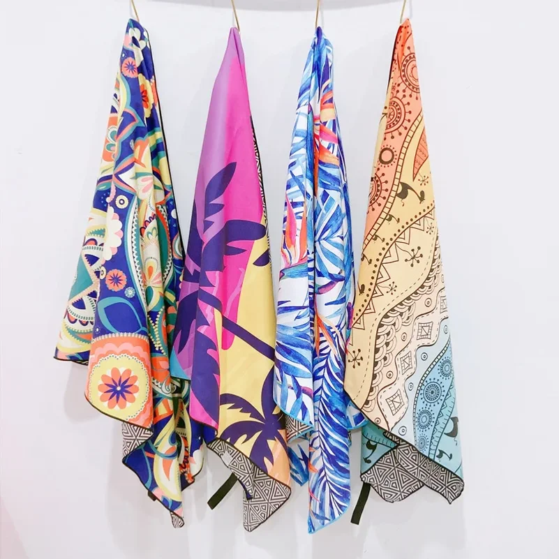 Bohemian Giraffe Print Double-Sided Fleece Quick Dry Beach Towel Absorbent Microfiber Bath Towel for Swimming Gym Travel